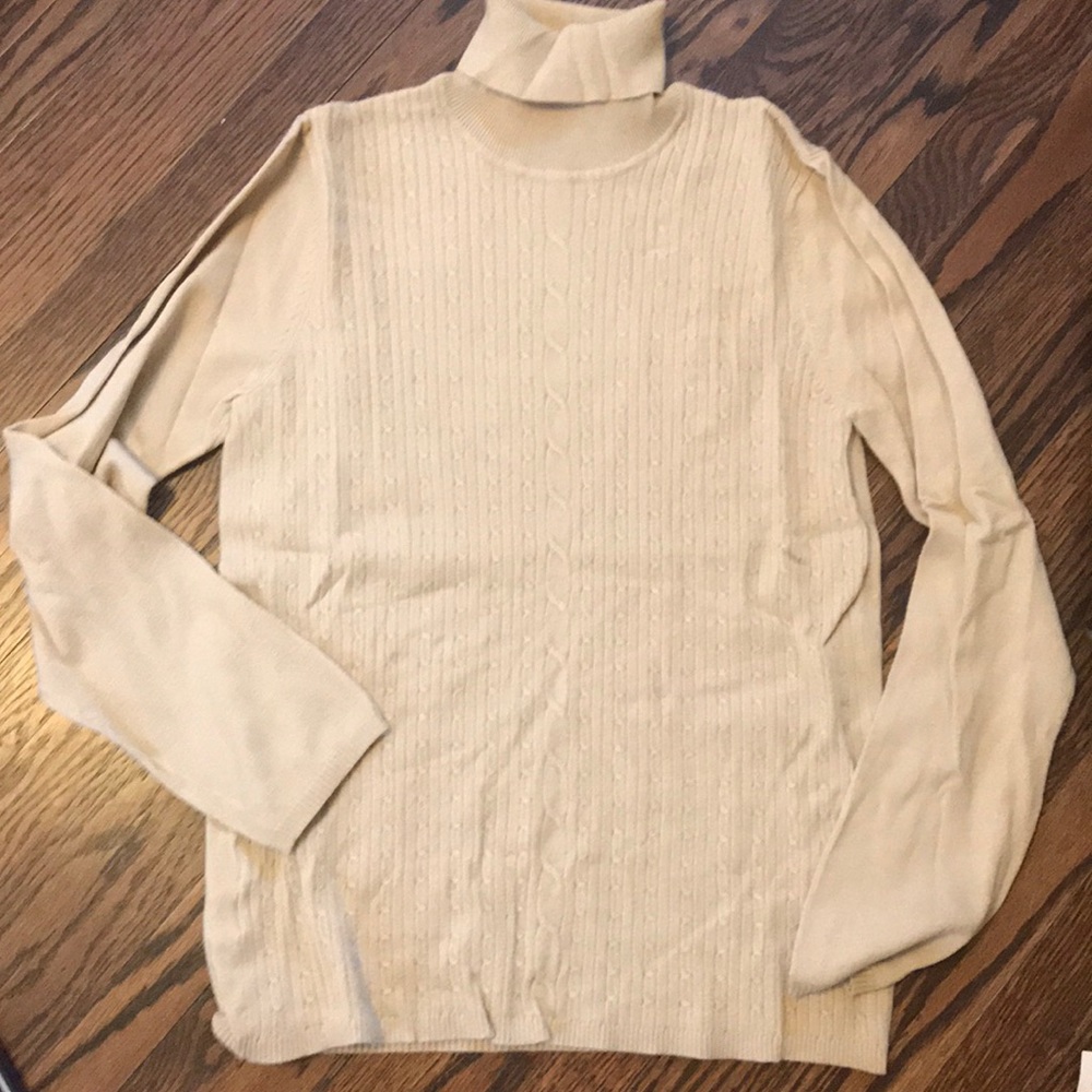 * 2 for 30 * Women’s Top